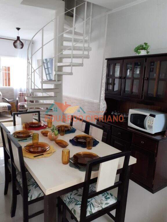 Casa à venda no Balneário Copacabana: 