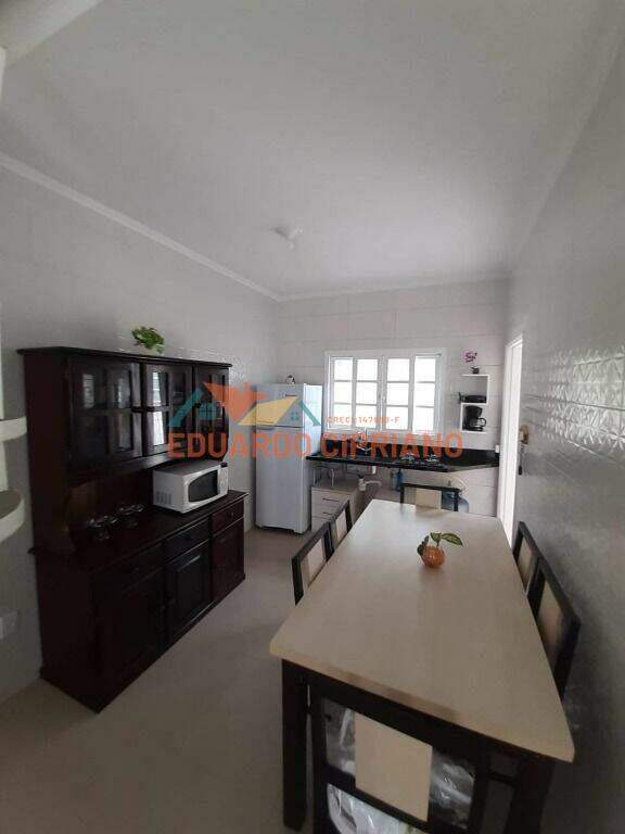 Casa à venda no Balneário Copacabana: 