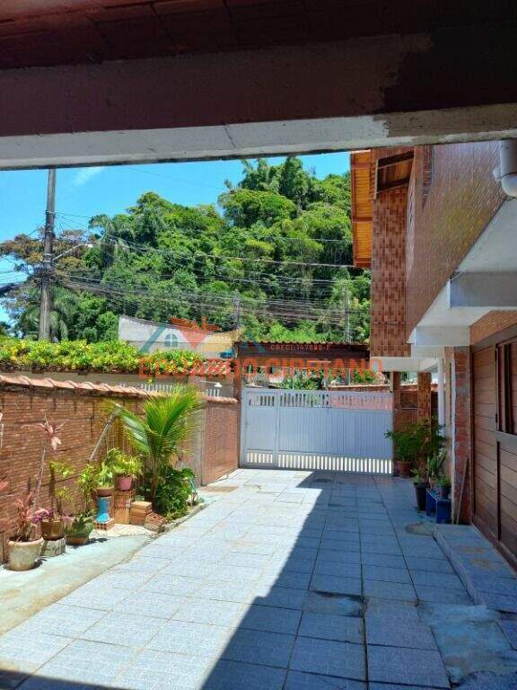 Casa à venda no Boiçucanga: Garagem