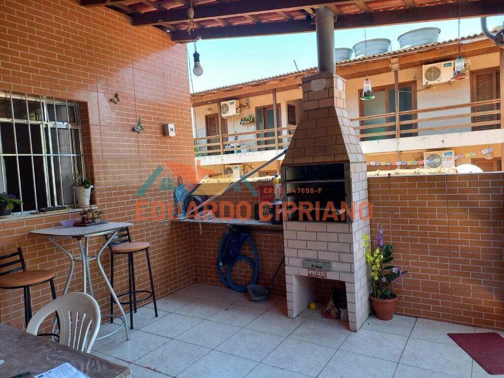 Casa à venda no Boiçucanga: Churrasqueira