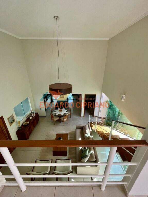 Sobrado à venda no Pontal de Santa Marina: 