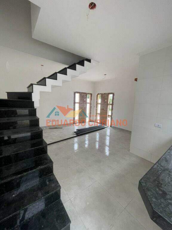 Sobrado à venda no Massaguaçu: 