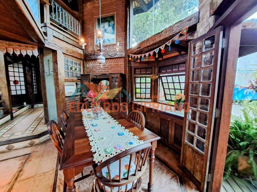 Casa à venda no Boiçucanga: 