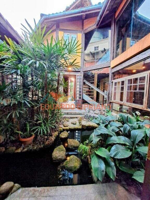 Casa à venda no Boiçucanga: 