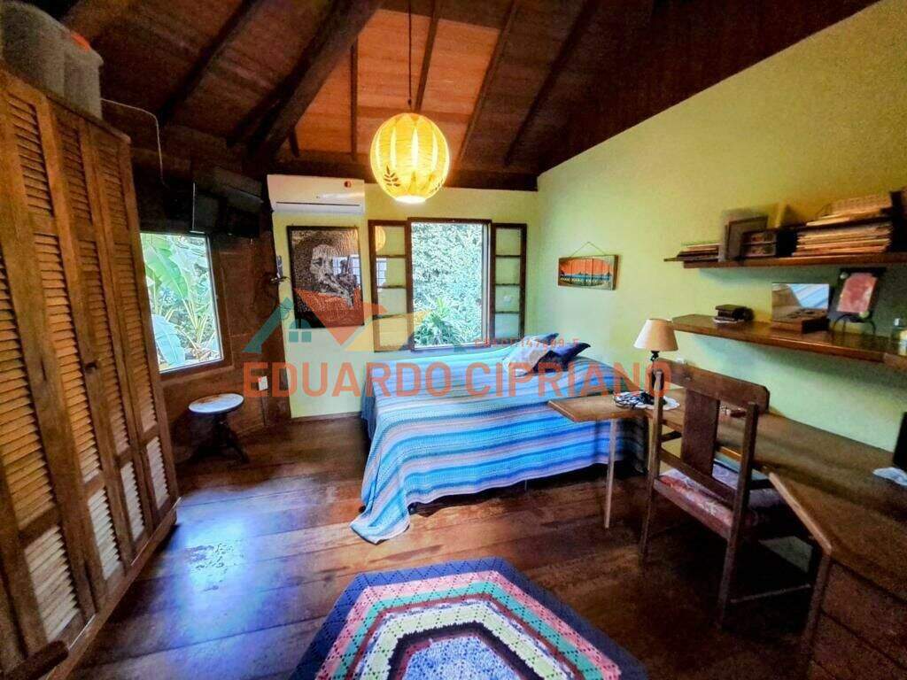 Casa à venda no Boiçucanga: 