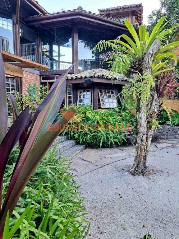 Casa à venda no Boiçucanga: 