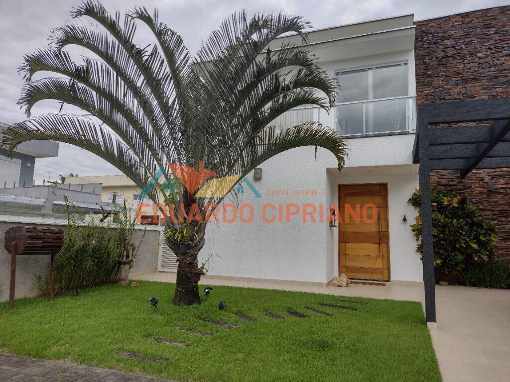 Sobrado à venda no Costa Nova: 