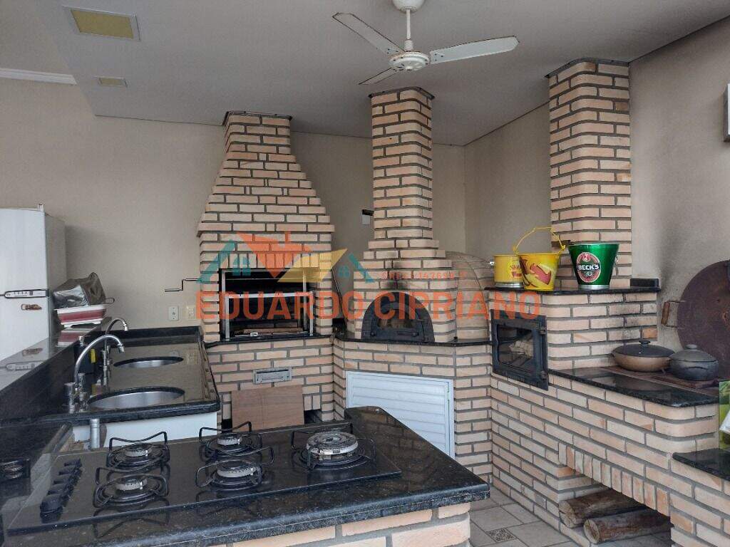 Casa à venda no Jardim Britânia: 