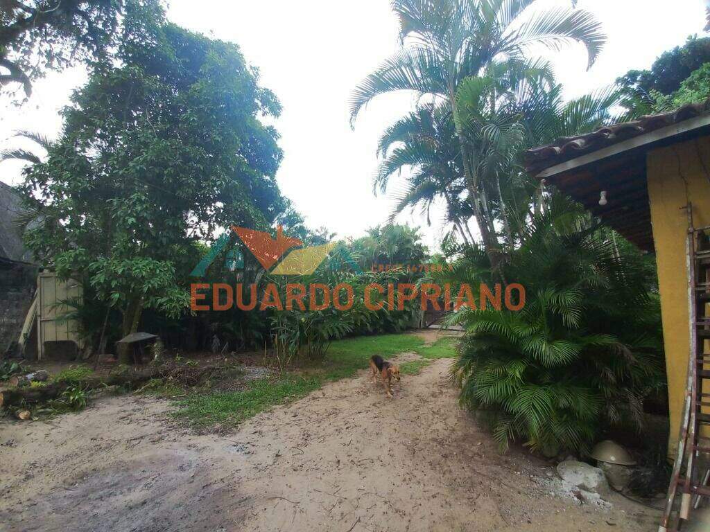 Casa à venda no Boiçucanga: 