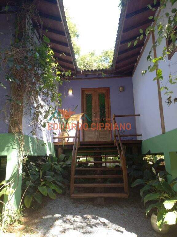 Casa à venda no Boiçucanga: 