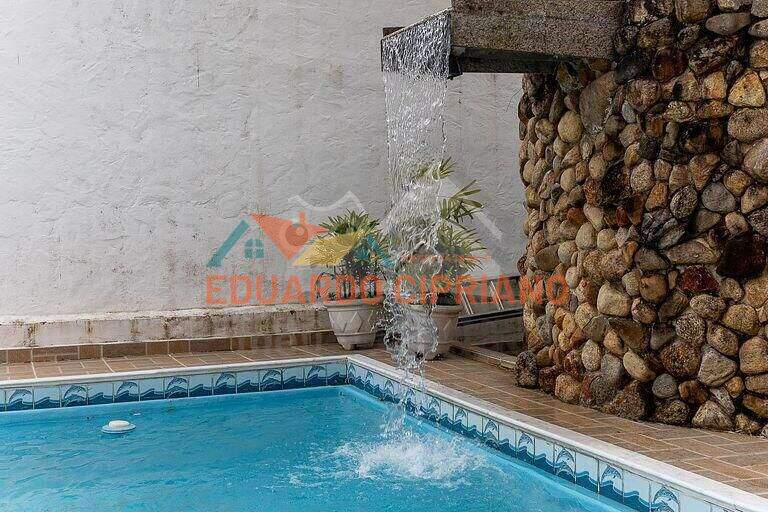 Casa à venda no Martim de Sá: 