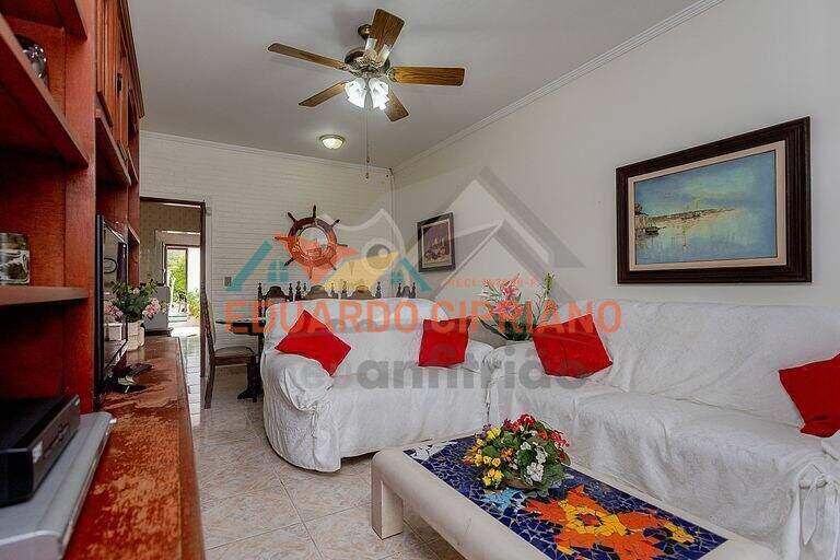 Casa à venda no Martim de Sá: 