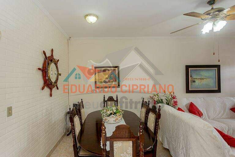 Casa à venda no Martim de Sá: 