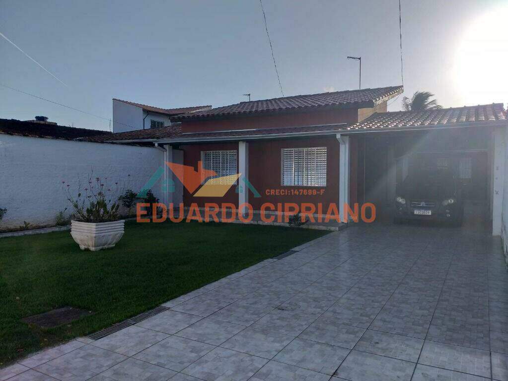 Casa à venda no Parque Balneário Poiares: 