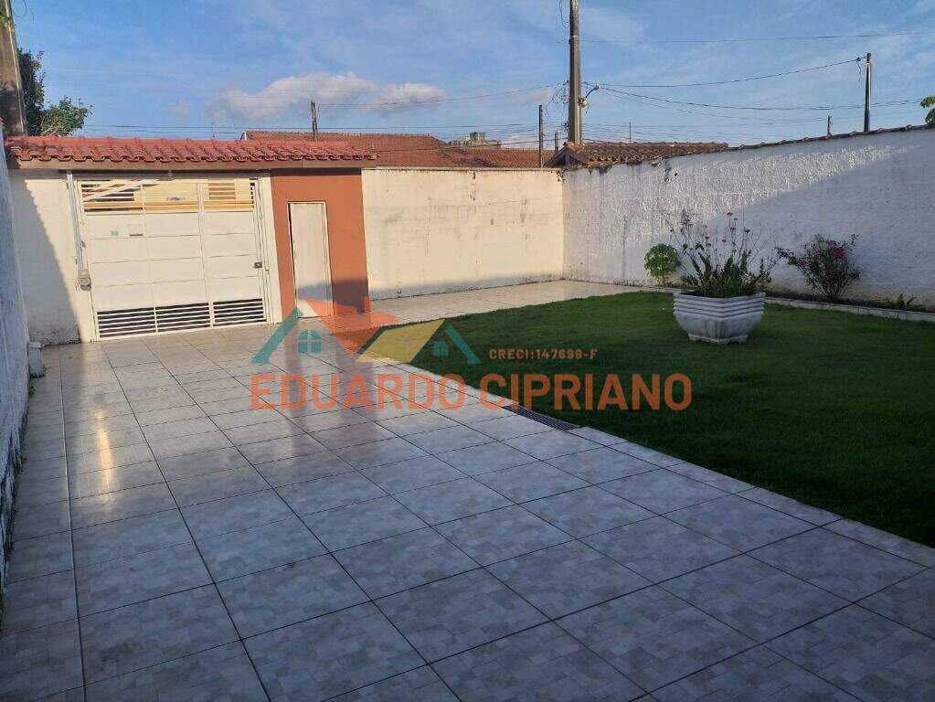 Casa à venda no Parque Balneário Poiares: 