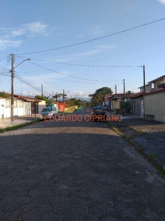 Casa à venda no Parque Balneário Poiares: 