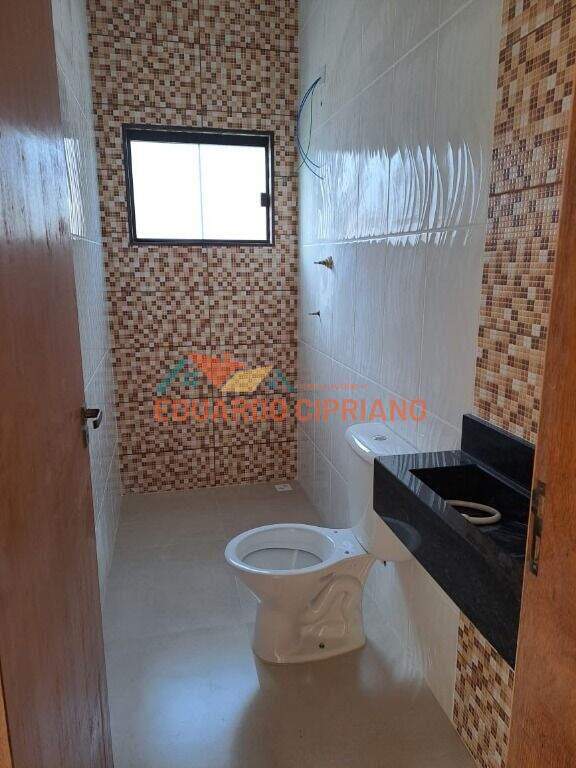 Casa à venda no Pontal de Santa Marina: 