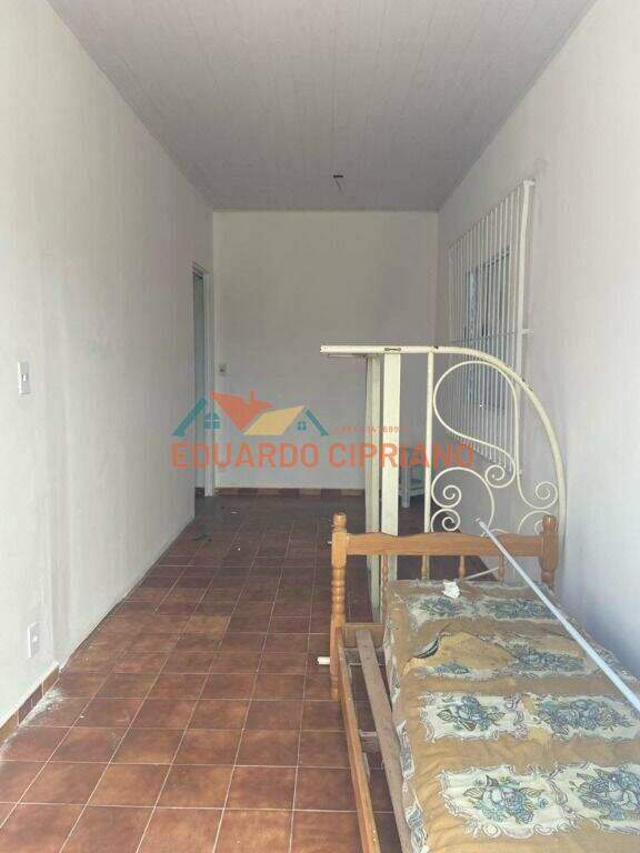 Casa à venda no Caputera: 