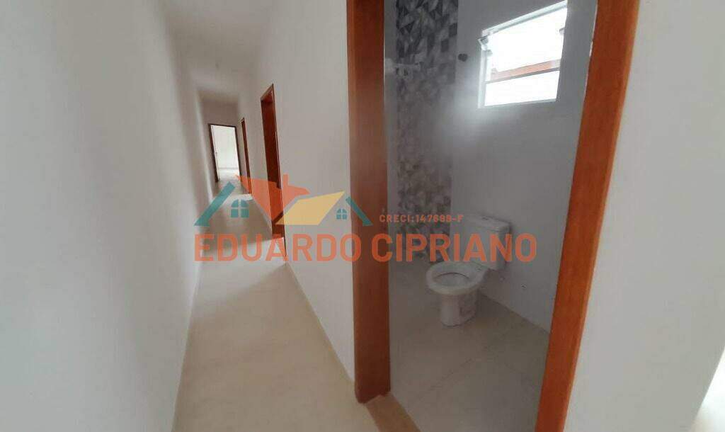 Casa à venda no Praia das Palmeiras: 