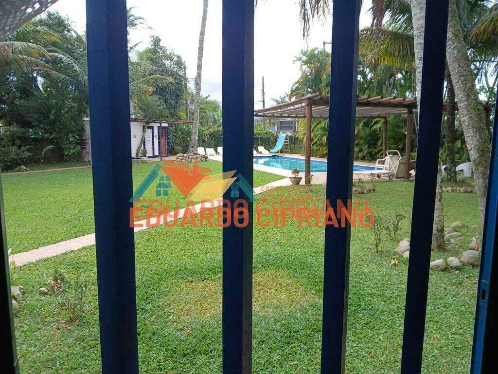 Área à venda no Porto Novo: 