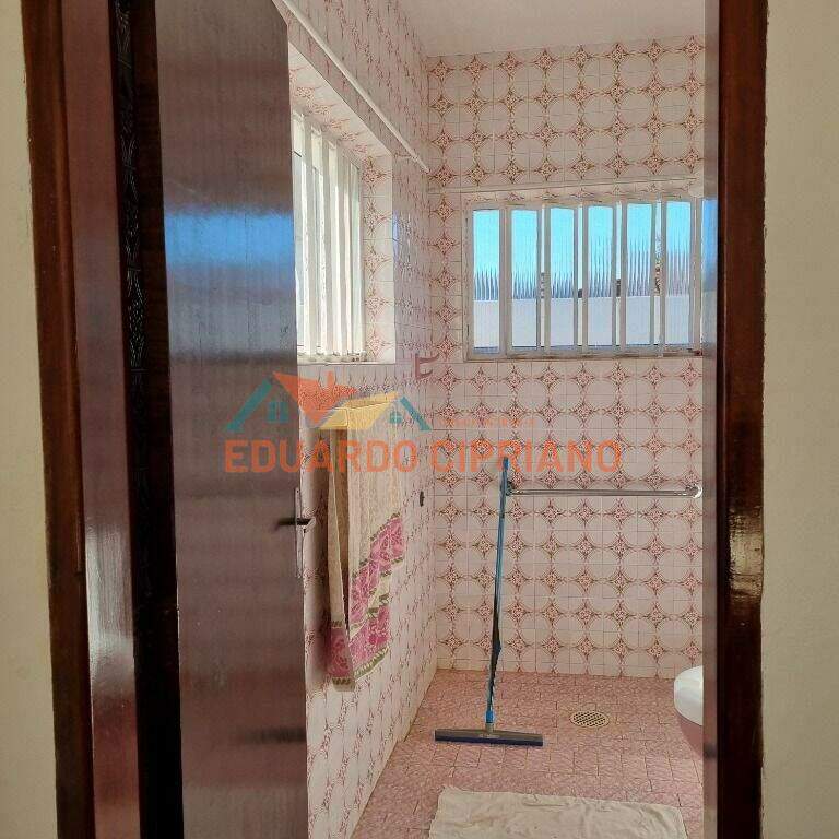 Casa à venda no Massaguaçu: 