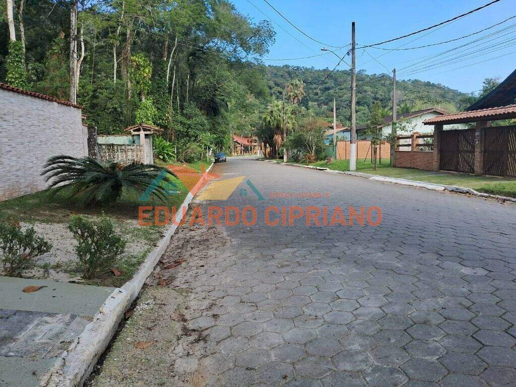 Casa à venda no Massaguaçu: 