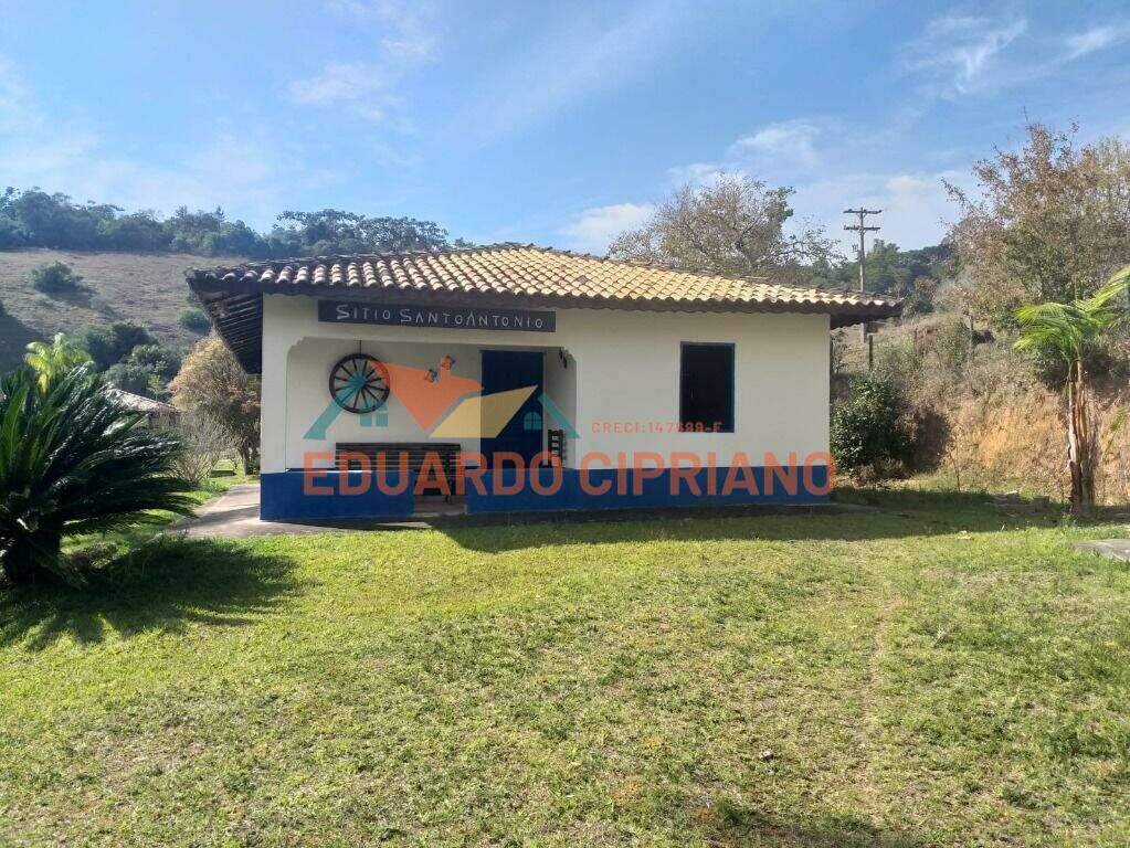 Sítio à venda no Capim da Angola: 