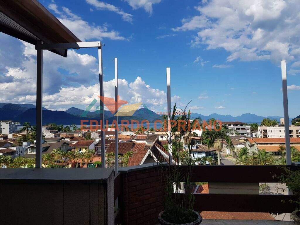 Apartamento Duplex à venda no Itaguá: 