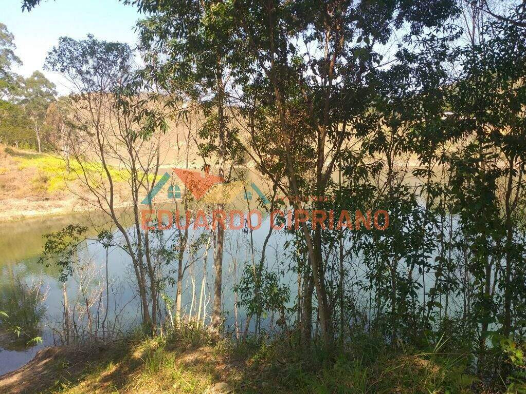 Terreno à venda no Monte Alegre: 