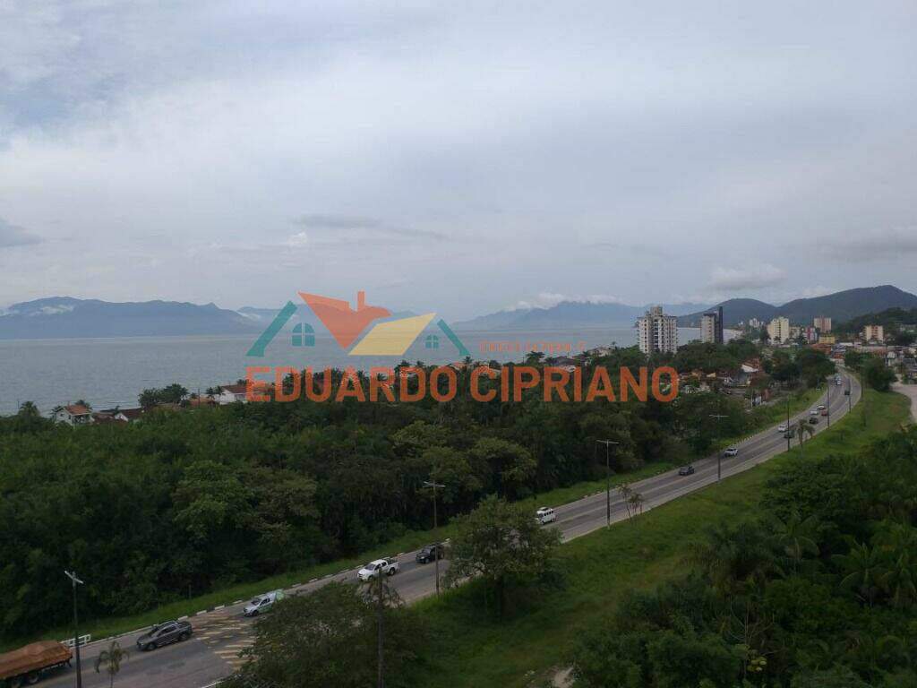 Cobertura à venda no Massaguaçu: 