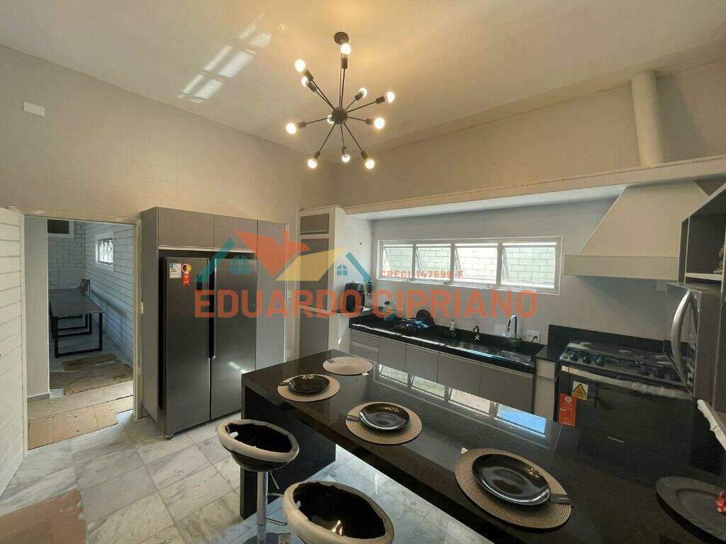 Hotel à venda no Praia das Palmeiras: 