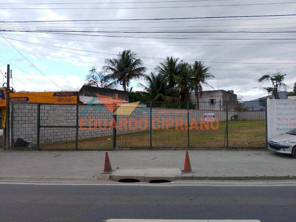 Terreno à venda no Barranco Alto: 