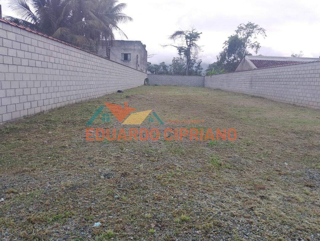 Terreno à venda no Barranco Alto: 