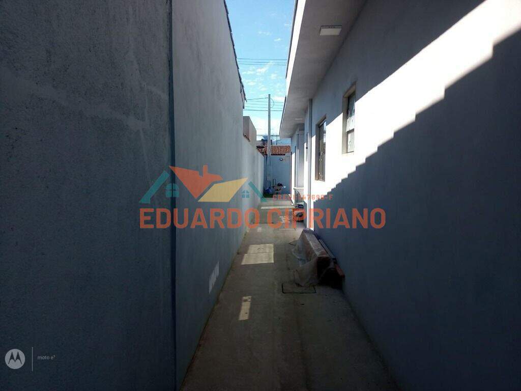 Casa à venda no Praia das Palmeiras: 