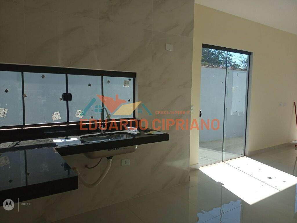 Casa à venda no Praia das Palmeiras: 