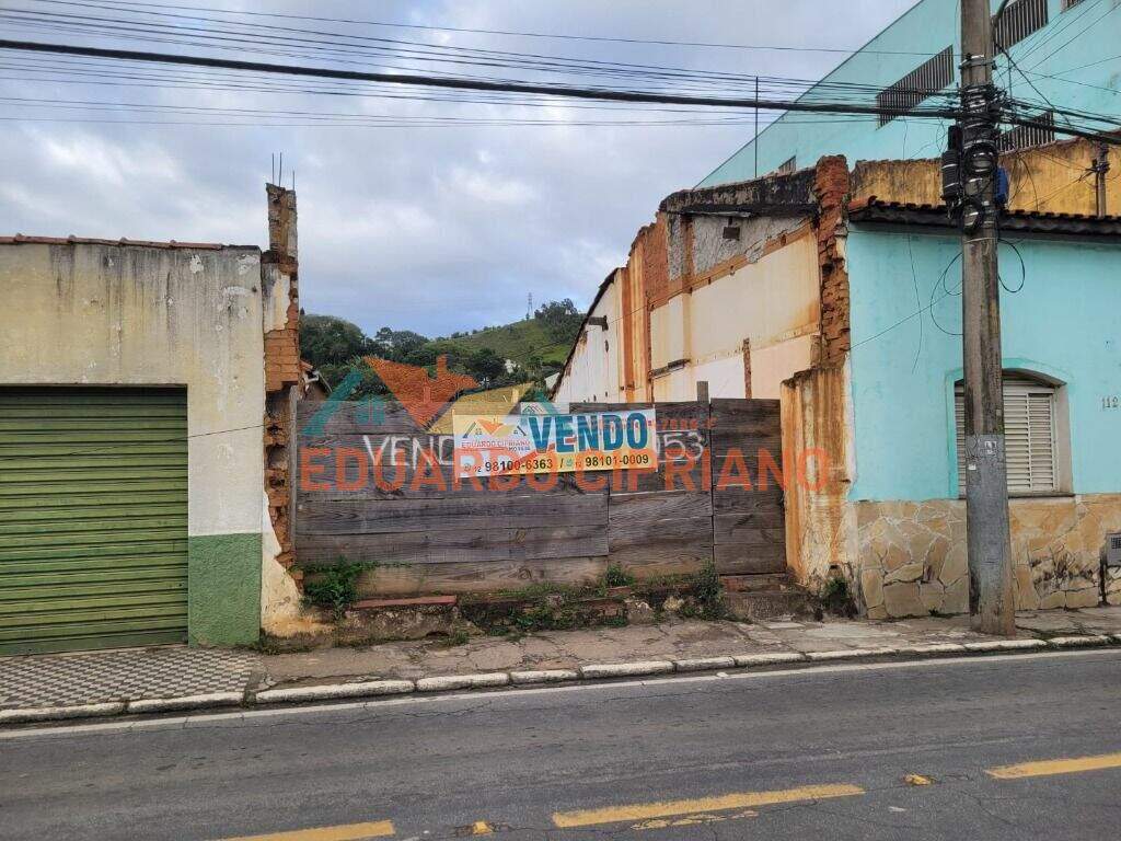 Terreno à venda no Centro: 