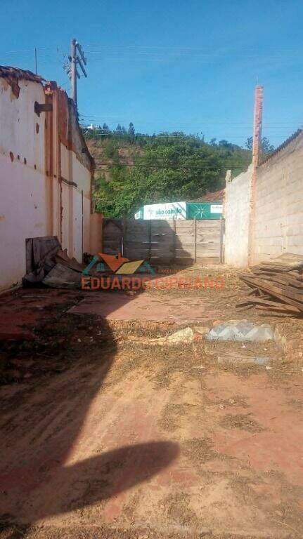 Terreno à venda no Centro: 