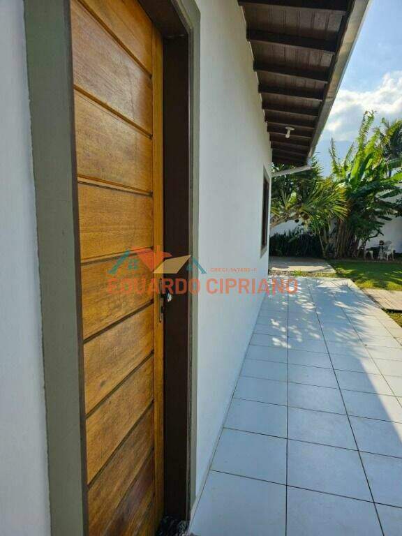 Edícula à venda no Massaguaçu: 