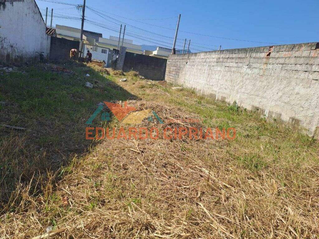 Terreno à venda no Praia das Palmeiras: 