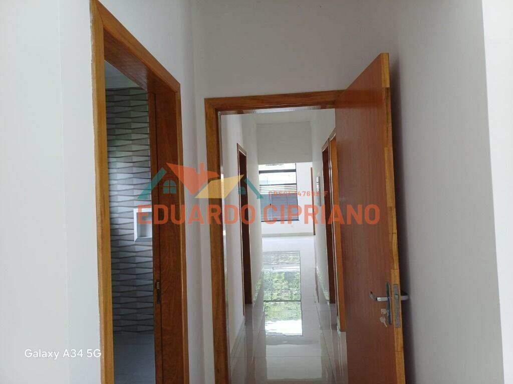 Casa à venda no Massaguaçu: 