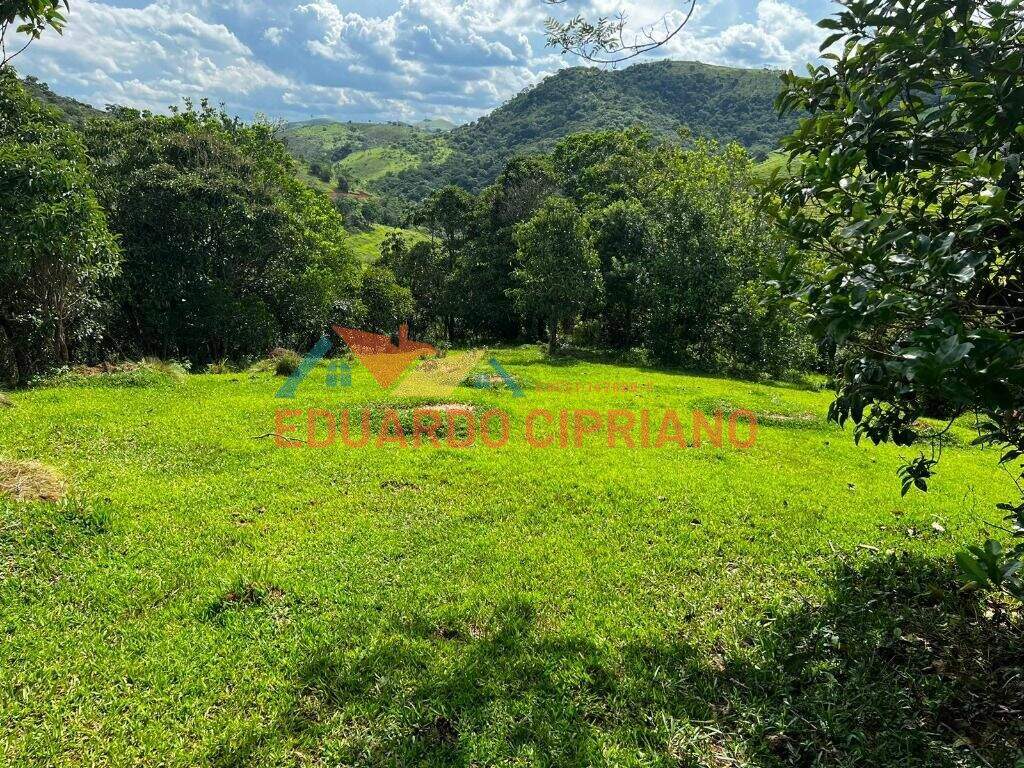 Chácara à venda no Tapanhão: 
