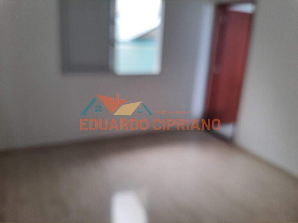 Sobrado à venda no Jardim Satélite: 