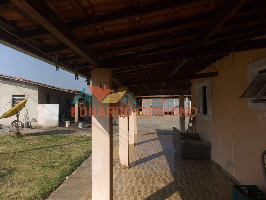 Chácara à venda no Zona Rural: 