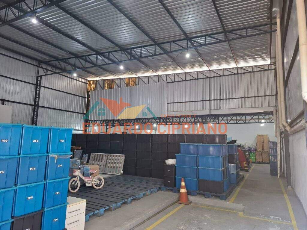 Terreno à venda no Jardim Capricórnio: 