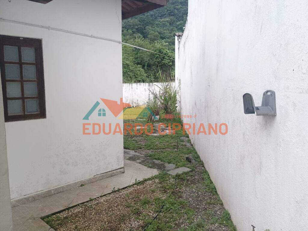 Casa à venda no Massaguaçu: 