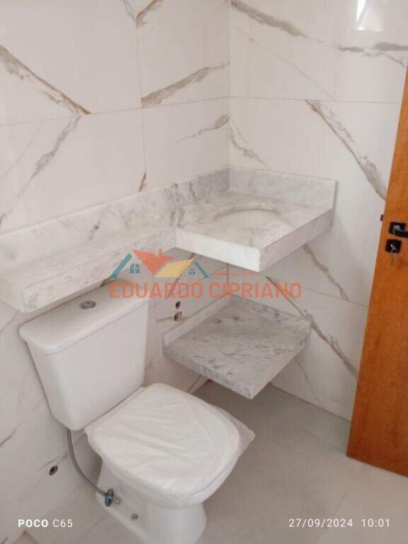 Casa à venda no Pontal de Santa Marina: 