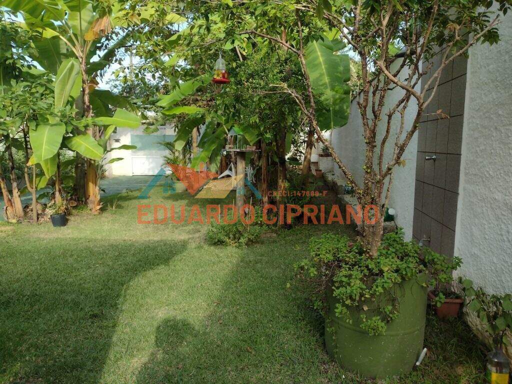 Casa à venda no Centro: 