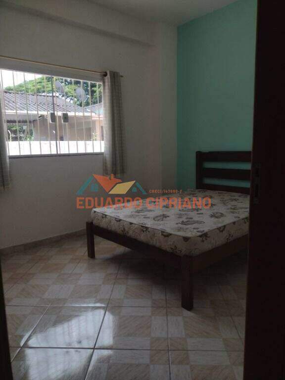 Casa à venda no Centro: 