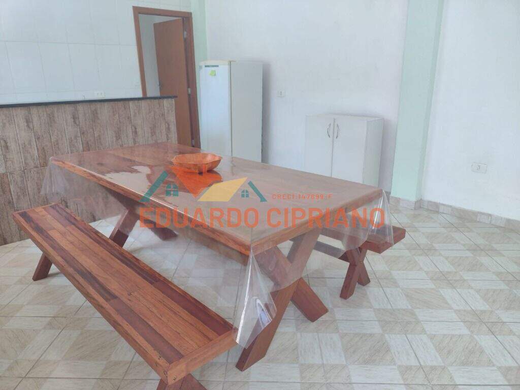 Casa à venda no Centro: 