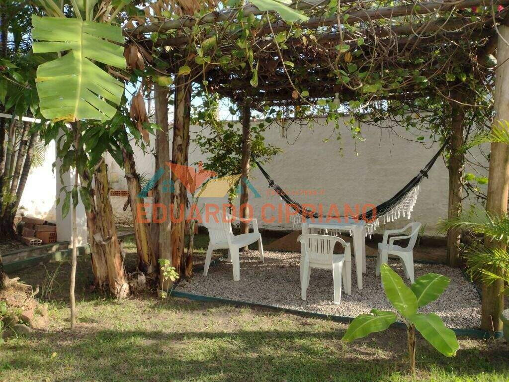 Casa à venda no Centro: 